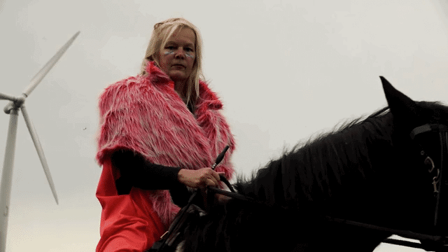 info@julianovacek.com