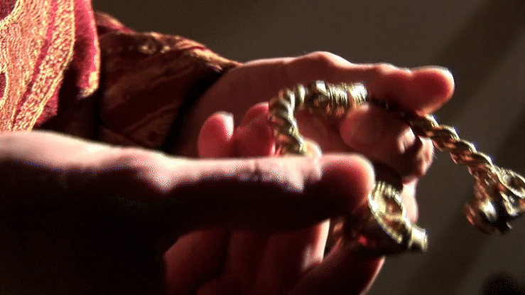 info@julianovacek.com